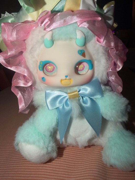 Accessories - Sweet Frostie" plush doll from the Boboco Enigma Wonderland Series.